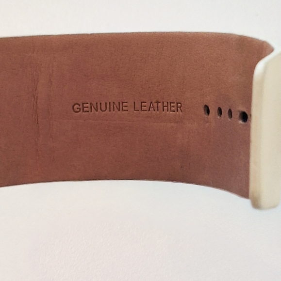 Michael Kors leather cuff watch - Picture 6 of 6